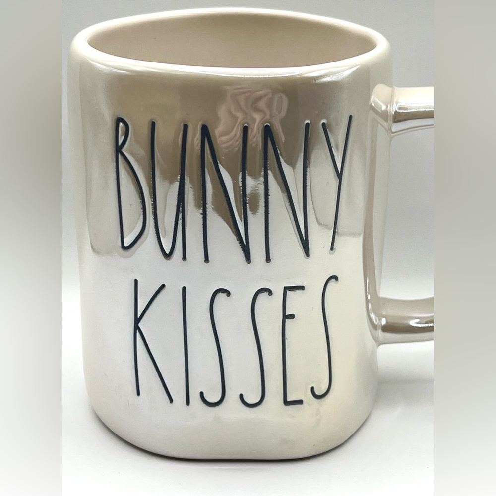 Rae Dunn by Magenta BUNNY KISSES Pearl Coffee Mug NWOT - Picture 2 of 7